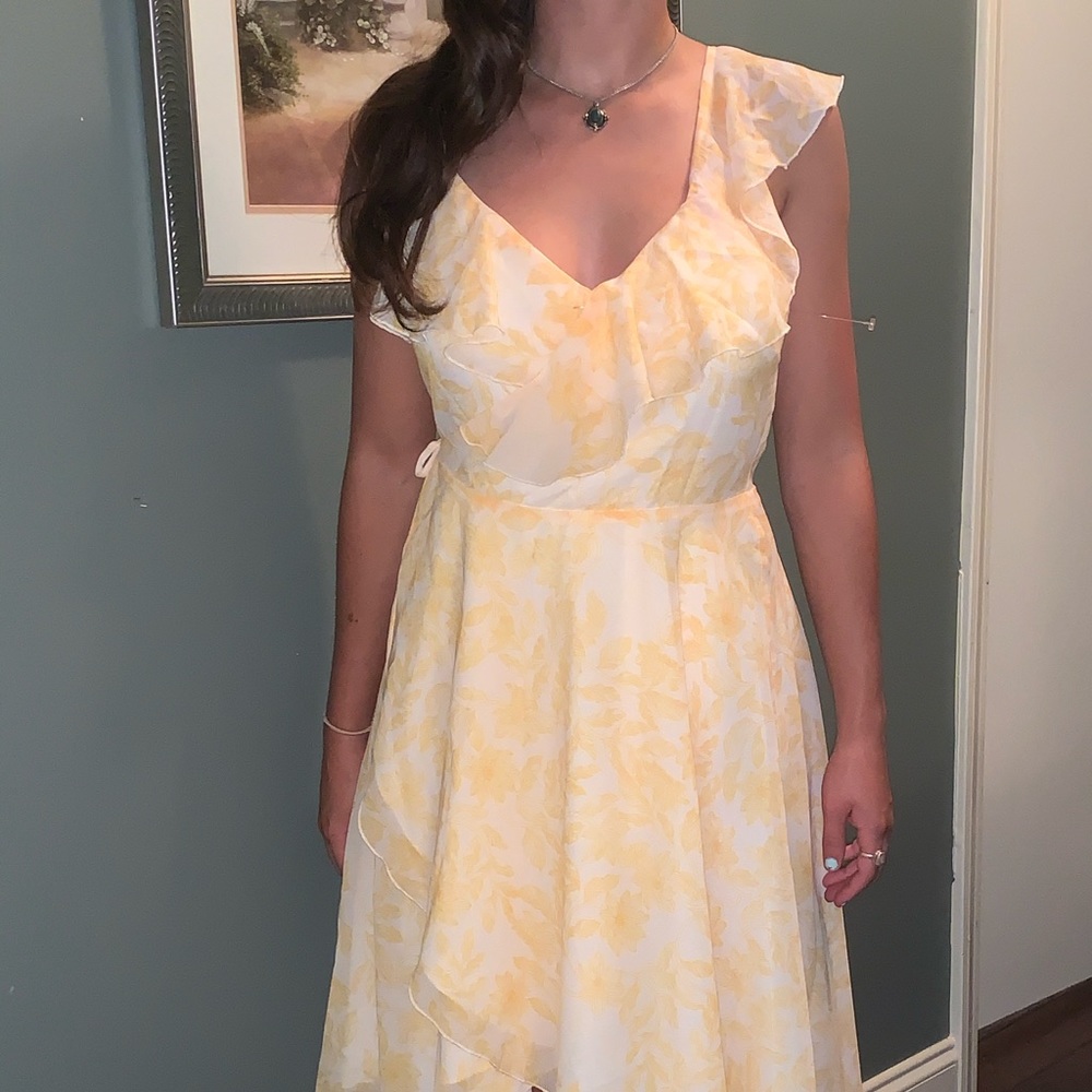 NWT House of Harlow Darma Yellow Floral Wrap Dress